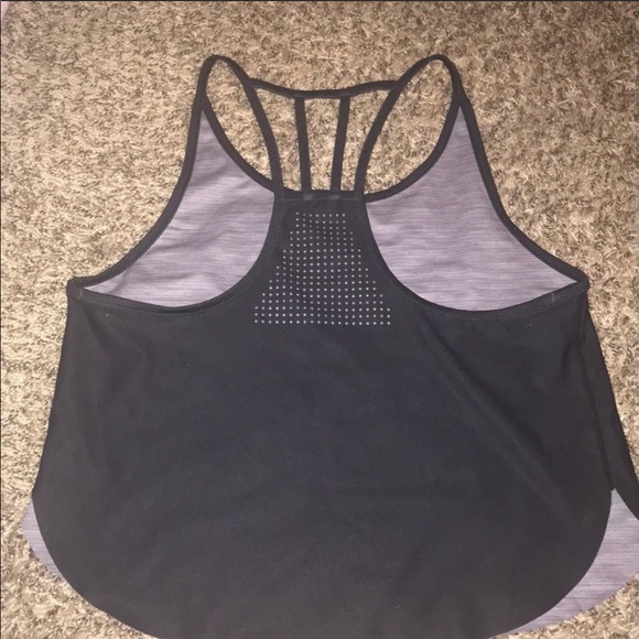 SOLD*** Gymshark Tank ✨ Reversible - Picture 2 of 4